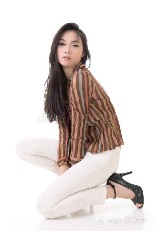 双碟秀直播 地下丝绒